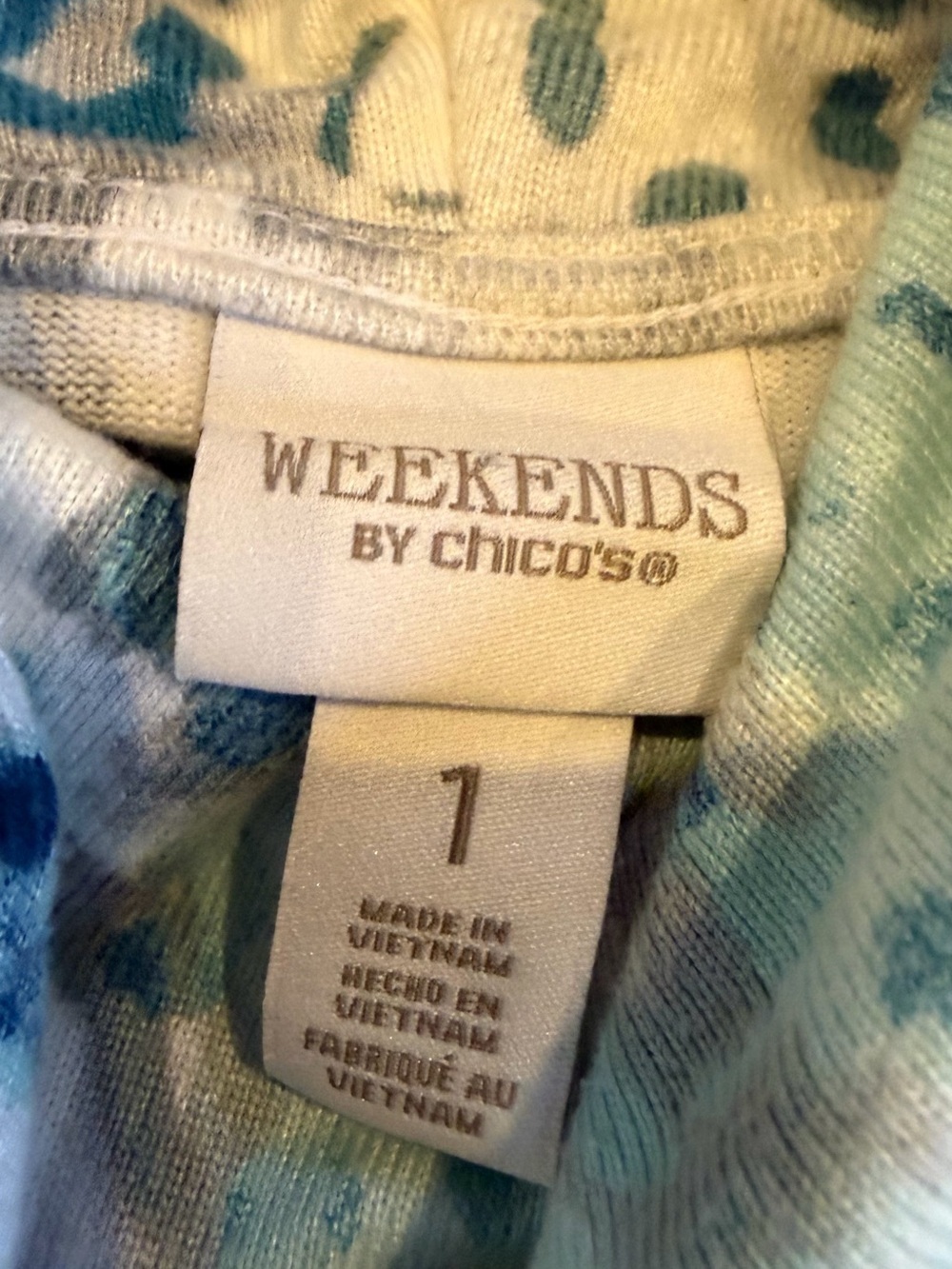 Chico's Weekends Floral Turtleneck in Blue and Cream Chico size 1 - Picture 4 of 4